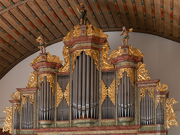 Composing und Retusche Kirchenorgel-neu